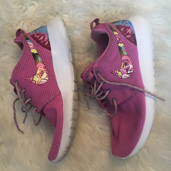 CUSTOM DESIGNED ROSHE RUNS - Picture 2 of 5